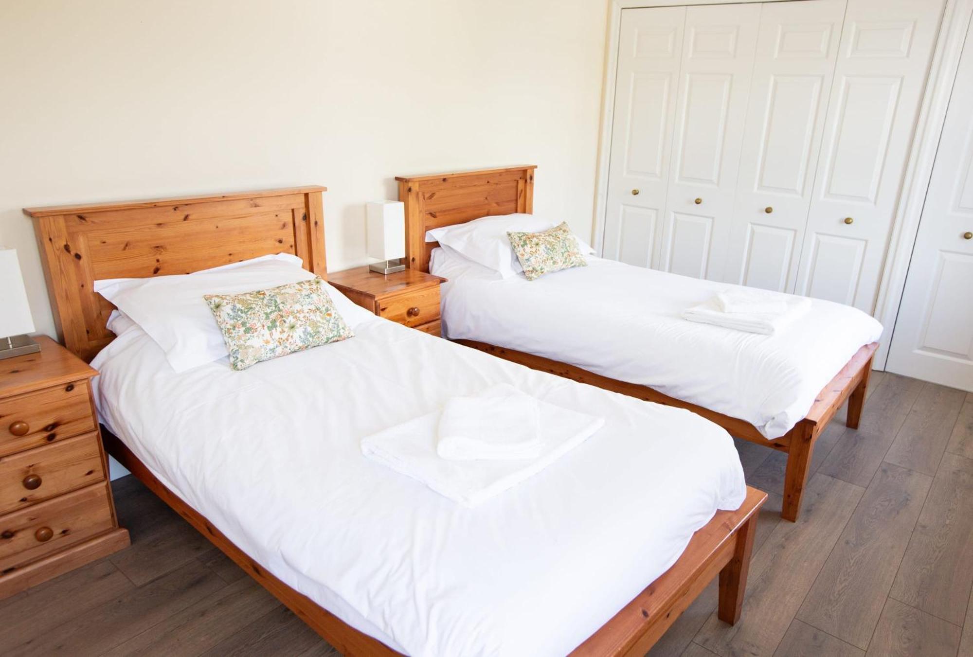 Stunning 6 Bedroom Cottage Near Cornish Coast Bude Exterior photo