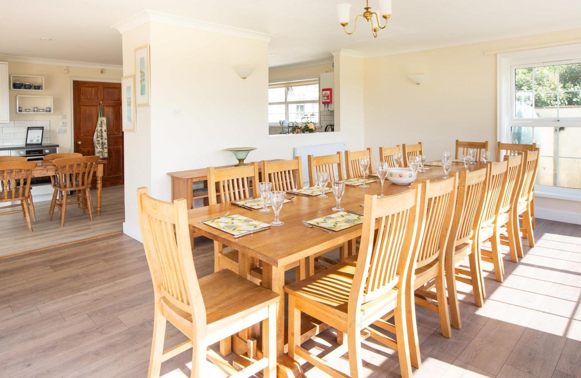 Stunning 6 Bedroom Cottage Near Cornish Coast Bude Exterior photo