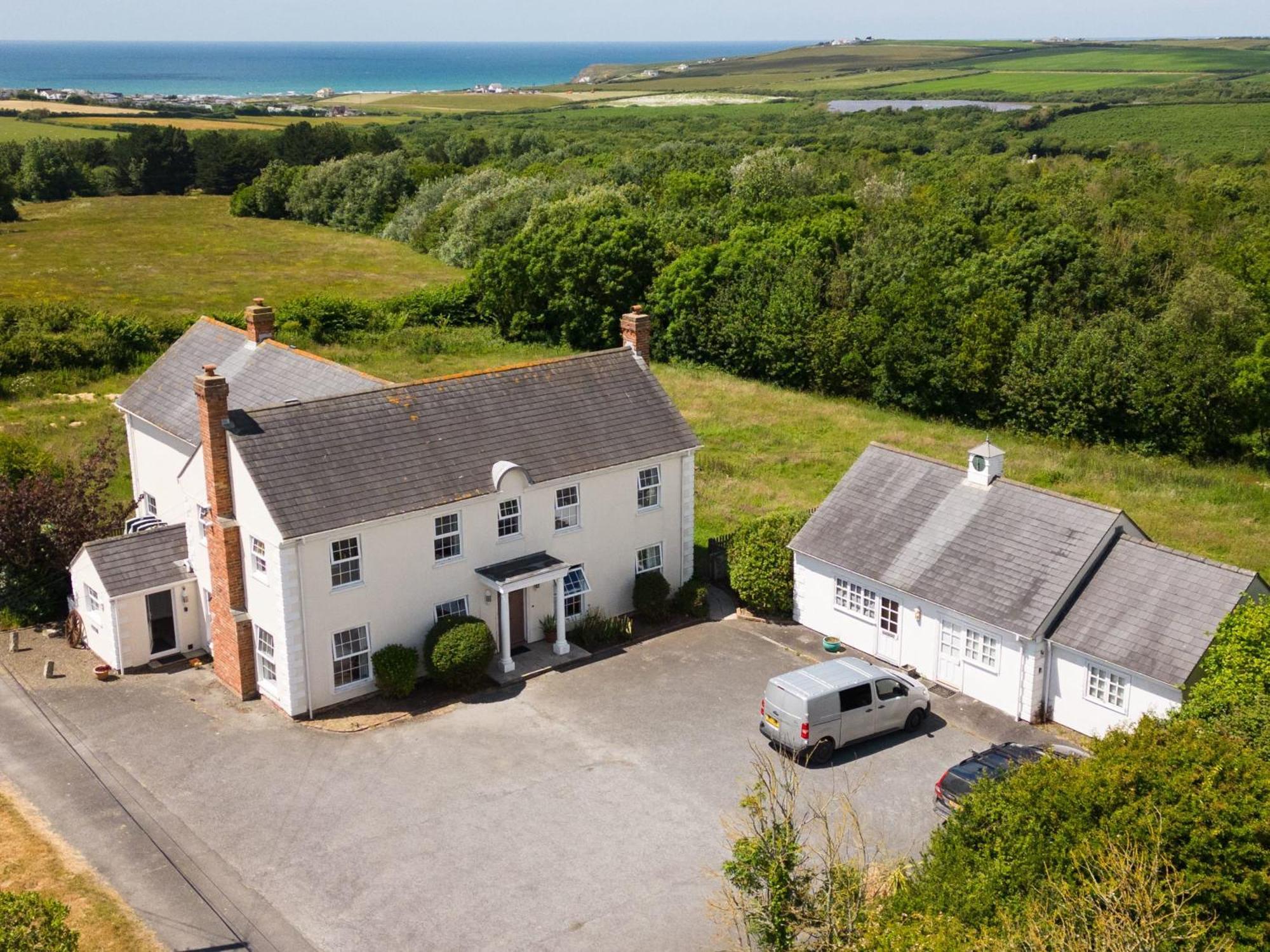 Stunning 6 Bedroom Cottage Near Cornish Coast Bude Exterior photo